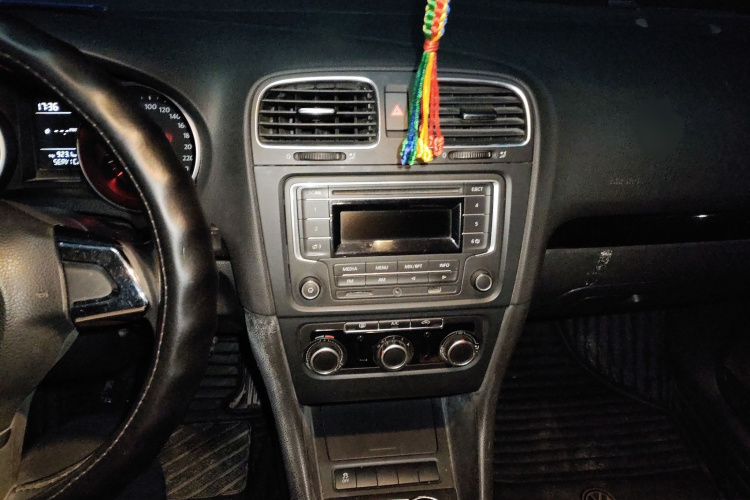 大众 高尔夫 2012款 1.4TSI 手动舒适型局部细节16