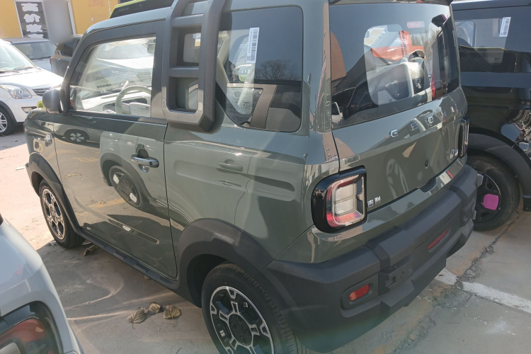 吉利银河 2025款 210km 熊猫骑士车身外观4