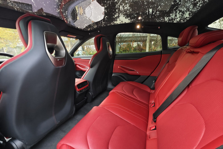 小米汽车 小米SU7 2024款 后驱长续航智驾版中控内饰7003