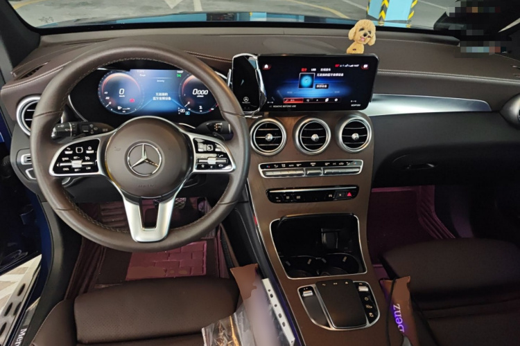 奔驰GLC 2022款 GLC 300 L 4MATIC 动感型中控内饰12
