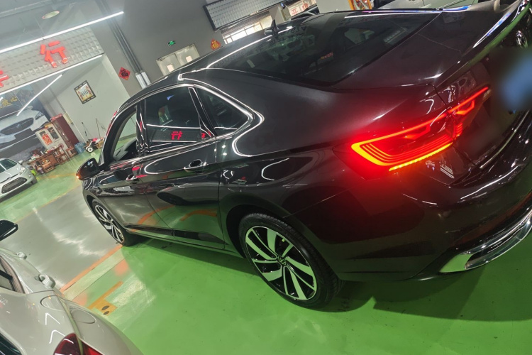 大众 速腾 2023款 300TSI DSG卓越版车身外观6003