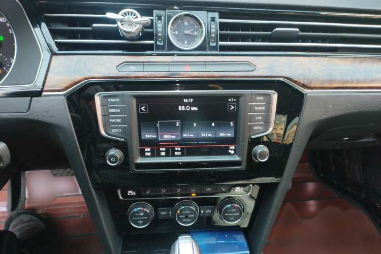 大众 迈腾 2017款 380TSI DSG 豪华型局部细节16