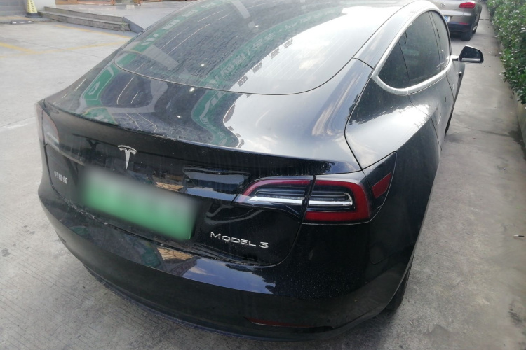 特斯拉 Model 3 2020款 改款 长续航后轮驱动版车身外观7