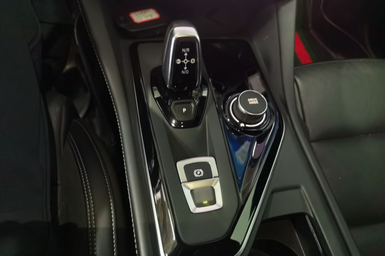 领克03 2022款 2.0TD DCT劲Pro局部细节18