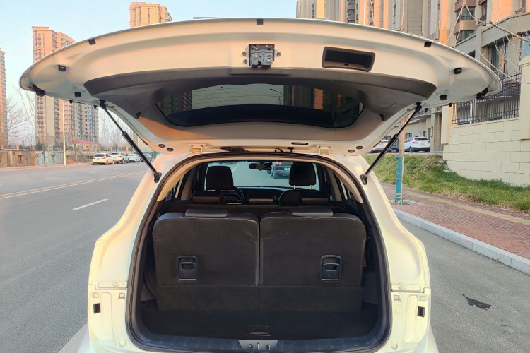 江汽集团 瑞风S7 2017款 2.0T 自动豪华型局部细节23