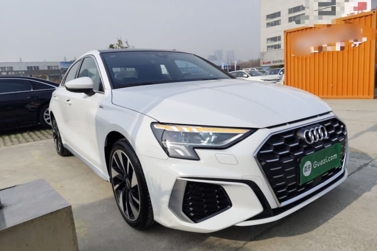 奥迪A3 2024款 A3L Limousine 35 TFSI 时尚运动型车身外观6002