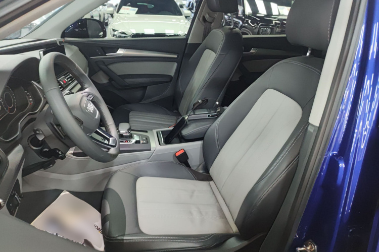 奥迪Q5L 2020款 45 TFSI 尊享时尚型局部细节19