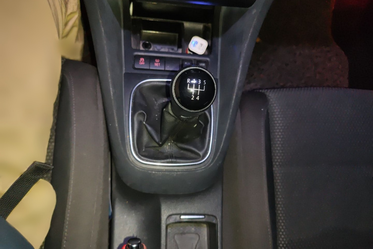 大众 高尔夫 2012款 1.4TSI 手动舒适型局部细节18