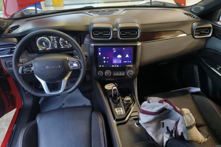 领克03 2019款 1.5TD DCT劲Pro版 国VI中控内饰12