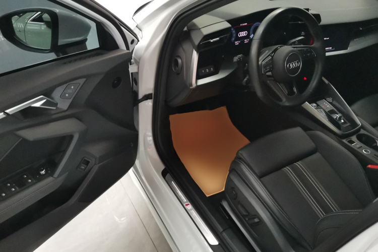 奥迪A3 2023款 改款 Sportback 35 TFSI 时尚运动型中控内饰20