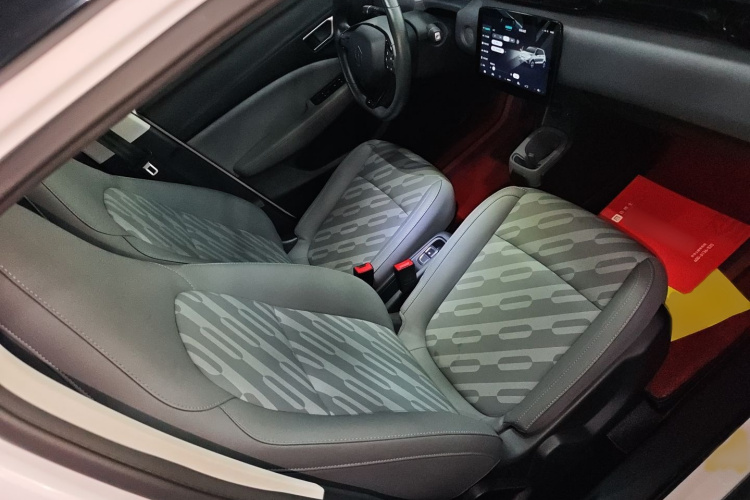 零跑汽车 零跑T03 2024款 310舒享版局部细节41