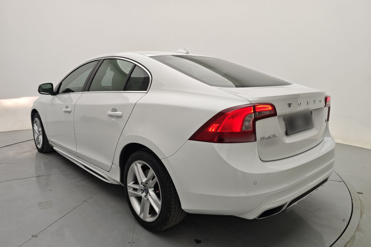 沃尔沃S60 2014款 S60L T5 智驭版车身外观6006