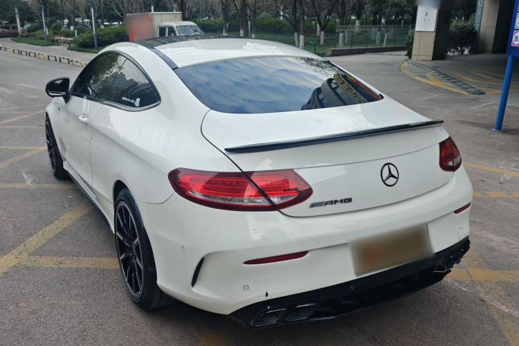 奔驰C级(进口) 2017款 改款 C 200 轿跑版车身外观6004