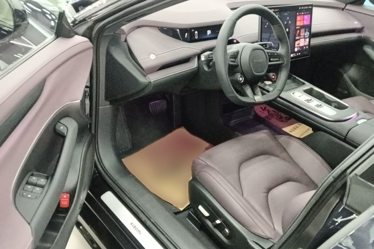 小米汽车 小米SU7 2024款 后驱长续航智驾版中控内饰7003