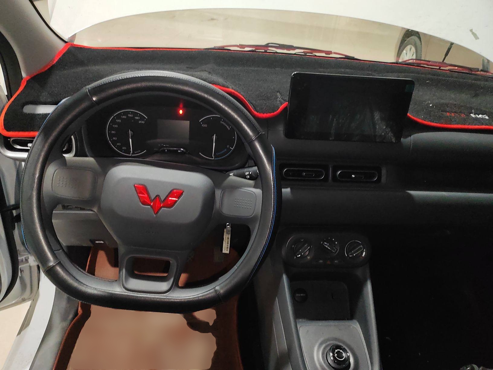 五菱汽车 五菱宏光新能源 2024款 纯电版 300KM 标准型