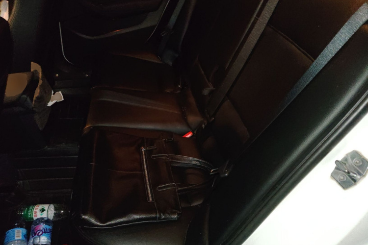 宝马X1 2015款 sDrive18i 时尚晋级版中控内饰21