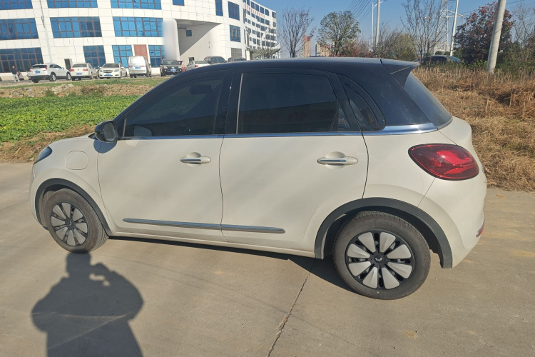 五菱汽车 五菱缤果 2024款 333km 悦享款车身外观4