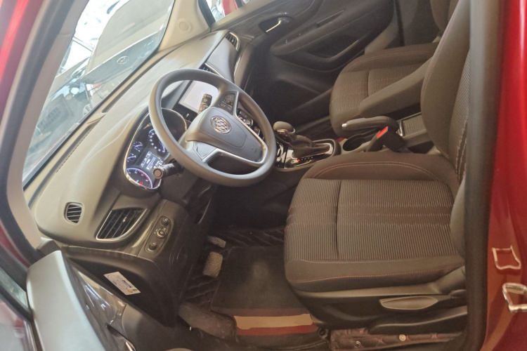 别克 昂科拉 2018款 18T 自动两驱都市领先型中控内饰19