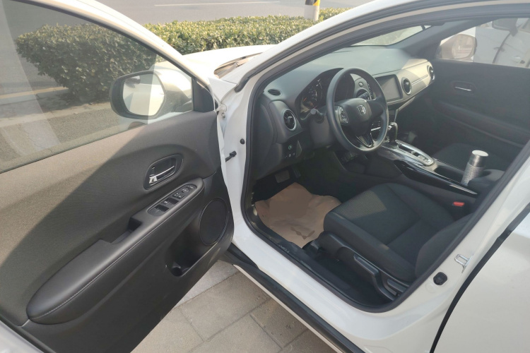 本田XR-V 2021款 220TURBO CVT舒适版中控内饰20