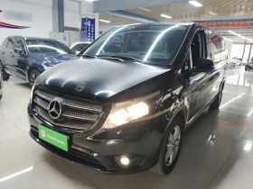 奔驰 威霆 2018款 2.0T 精英版 7座 国VI