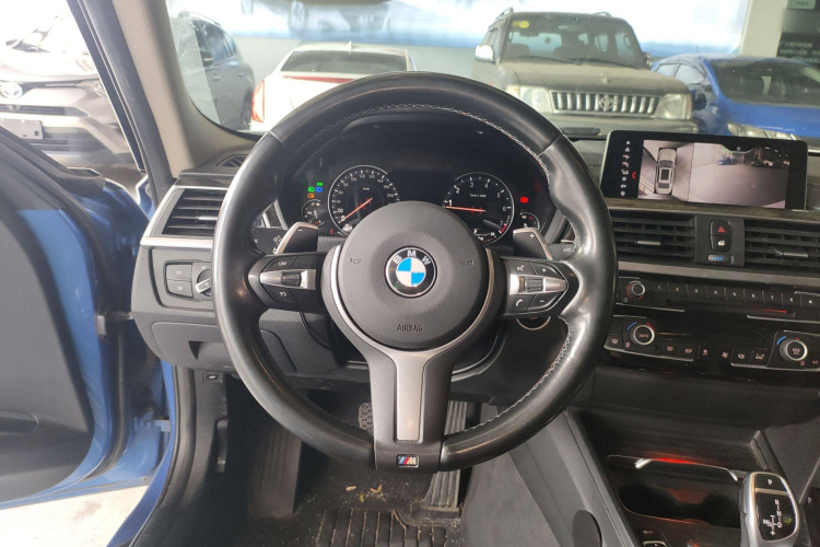 宝马3系 2019款 320Li M运动曜夜版局部细节13