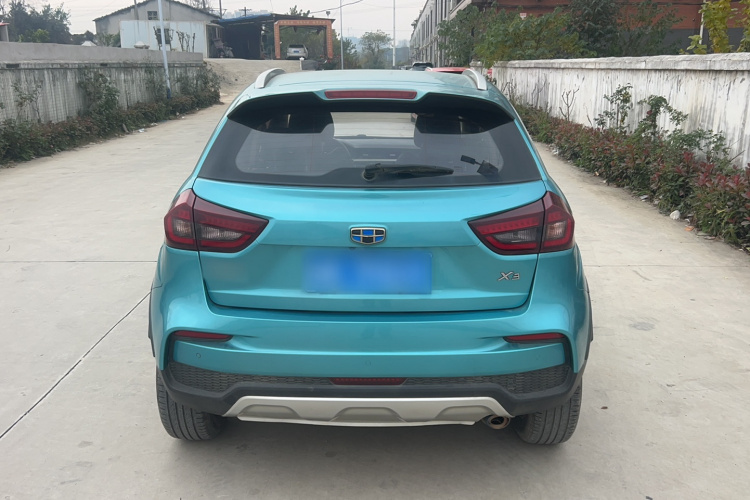 吉利汽车 远景X3 2020款 1.5L CVT尊贵型车身外观6006