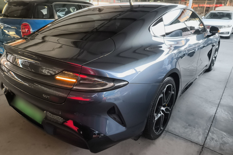 小米汽车 小米SU7 2024款 四驱超长续航高阶智驾Max版车身外观6005