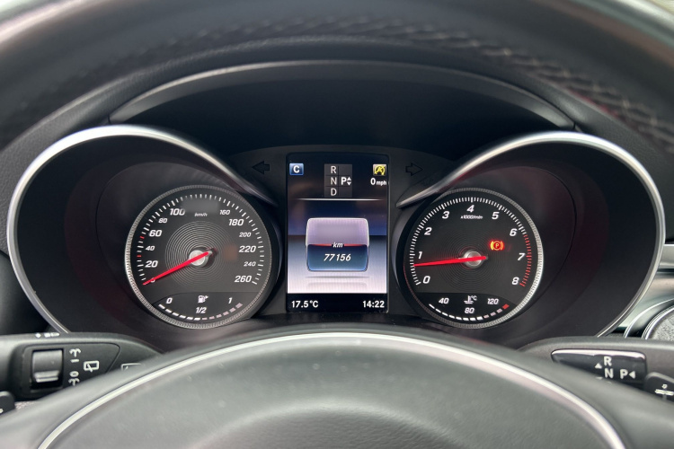 奔驰C级(进口) 2015款 C 200 旅行轿车中控内饰7009