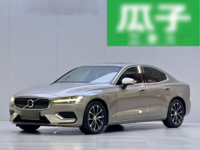 沃尔沃S60 2022款 B4 智逸豪华版