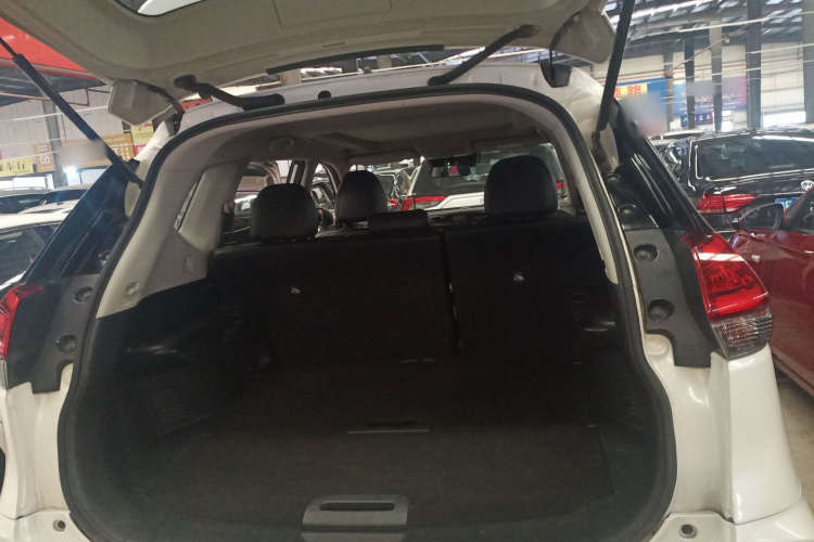 日产 奇骏 2021款 2.0L CVT 2WD XL ITS舒适纪念版局部细节23