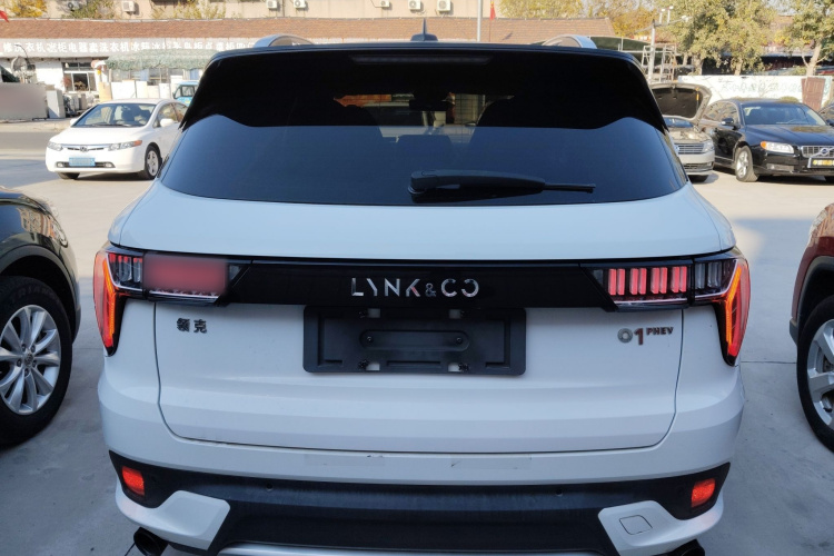 领克01 EM-P 2018款 1.5T PHEV 劲Pro 国V车身外观6