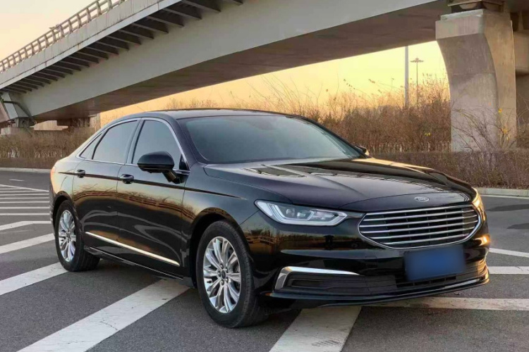 福特 金牛座 2019款 EcoBoost 245 悦享版车身外观6006