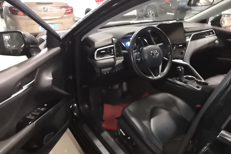 丰田 凯美瑞 2021款 2.0G 豪华版中控内饰20