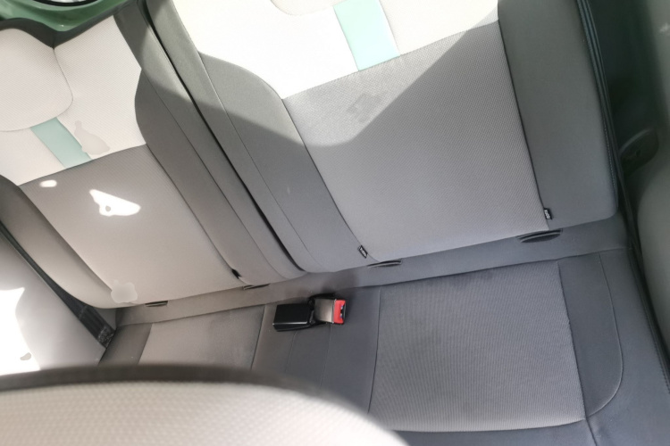 长安启源 长安Lumin 2023款 301km 蜜沁款中控内饰7004