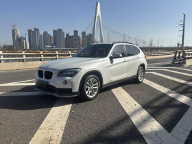 宝马X1 2015款 sDrive18i 时尚晋级版