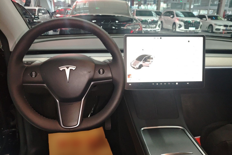 特斯拉 Model Y 2023款 长续航全轮驱动版中控内饰12