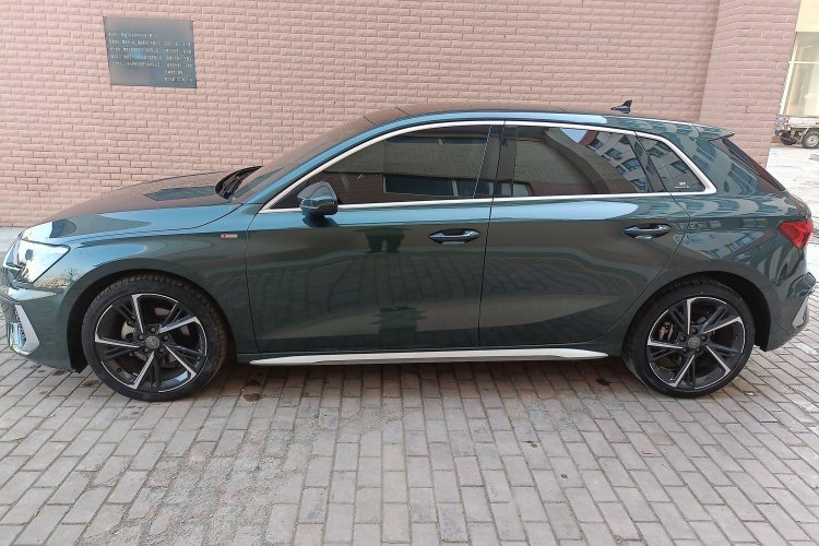 奥迪A3 2021款 Sportback 35 TFSI 时尚运动型车身外观6003