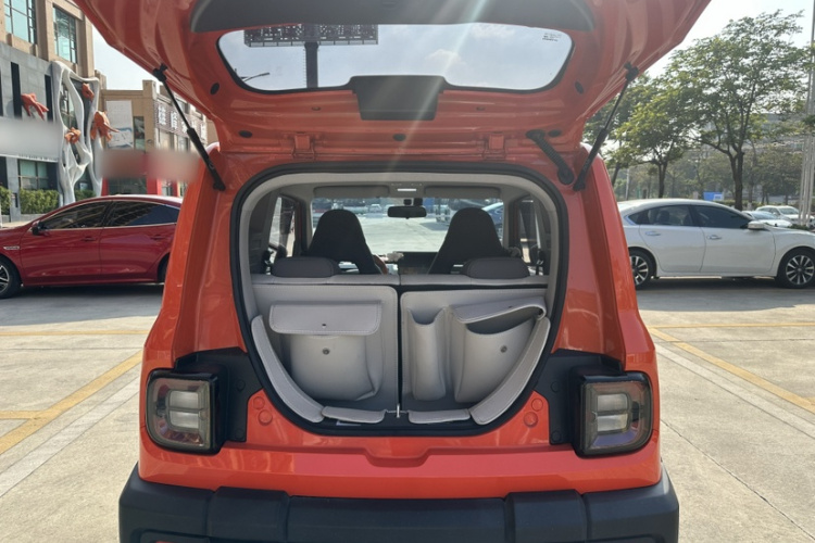 吉利银河 2024款 200km 熊猫骑士局部细节23