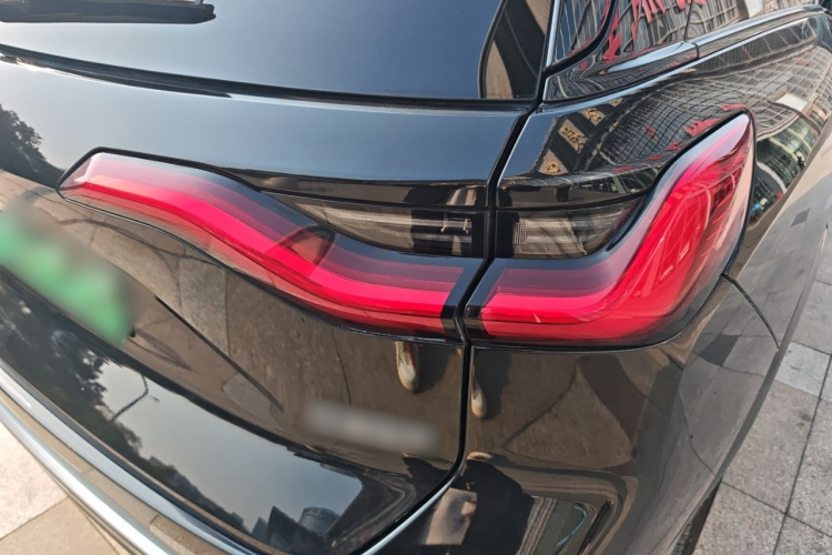 蔚来ES8 2020款 580KM 六座版车身外观6006