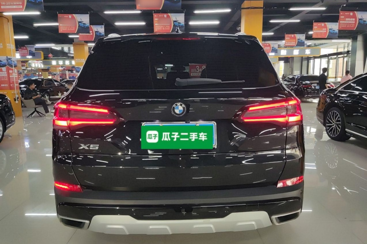 宝马X5(进口) 2021款 xDrive30i X设计套装车身外观6