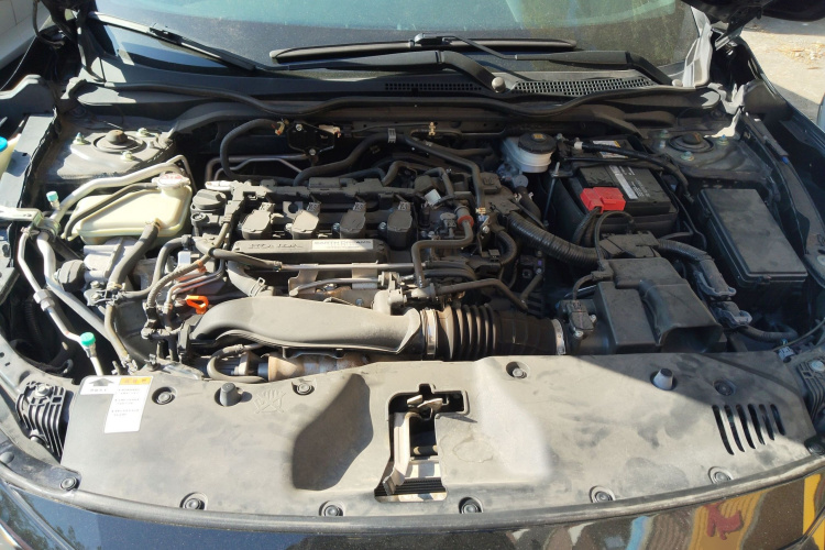 本田 思域 2021款 HATCHBACK 220TURBO CVT潮酷控局部细节24