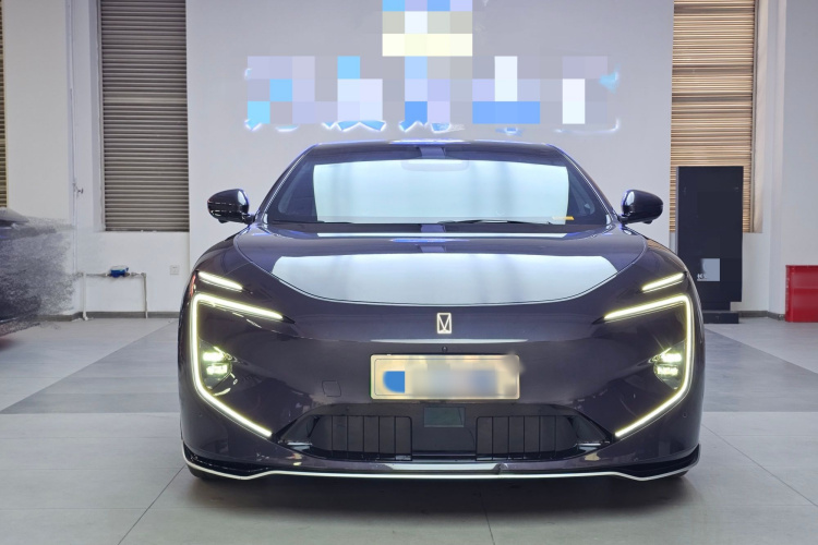 阿维塔12 2023款 650 三激光四驱性能版车身外观6005