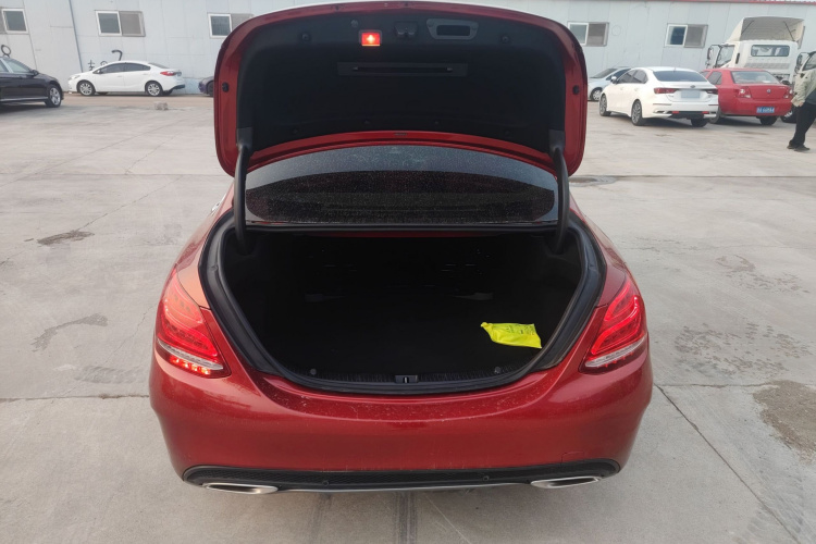 奔驰C级 2018款 C 200 L 运动版局部细节23