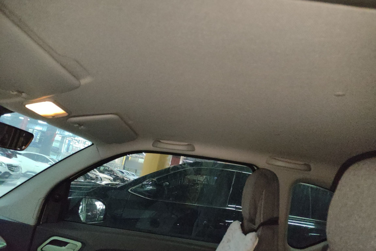 五菱汽车 宏光MINIEV 2021款 马卡龙臻享款 磷酸铁锂中控内饰22