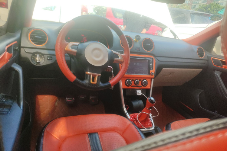 大众 捷达 2015款 质惠版 1.6L 手动时尚型中控内饰12