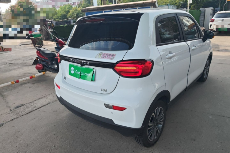 零跑汽车 零跑T03 2021款 400轻享版 三元锂车身外观6005