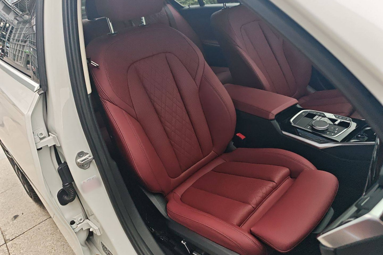 宝马3系 2024款 320Li M运动套装局部细节41