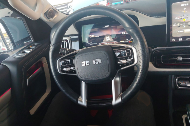 北京BJ60 2022款  2.0T 五一版 五座局部细节13