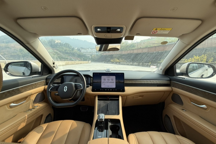 鸿蒙智行 问界M7 2022款 1.5T 后驱舒适版中控内饰7004