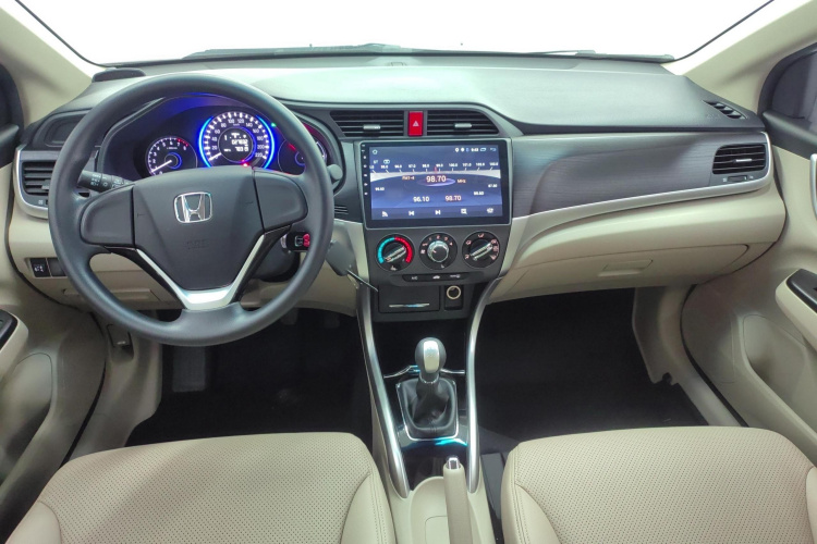 本田 凌派 2016款 1.8L 手动舒适版中控内饰12